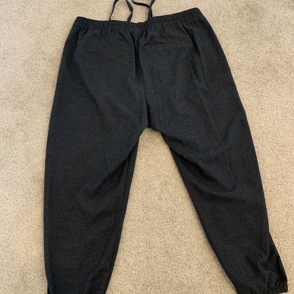 Like New Grey Capris - Picture 6 of 11
